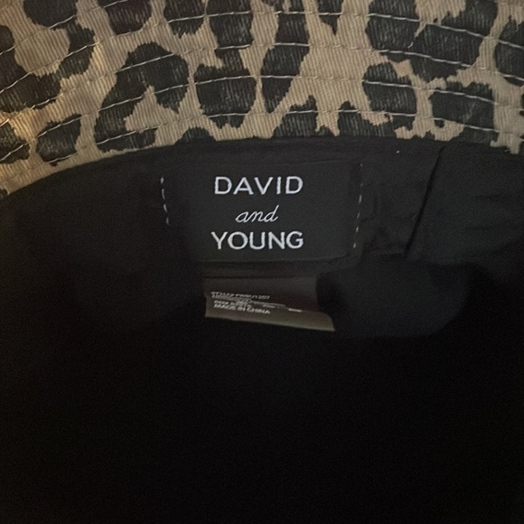 Leopard bucket hat - Picture 3 of 3